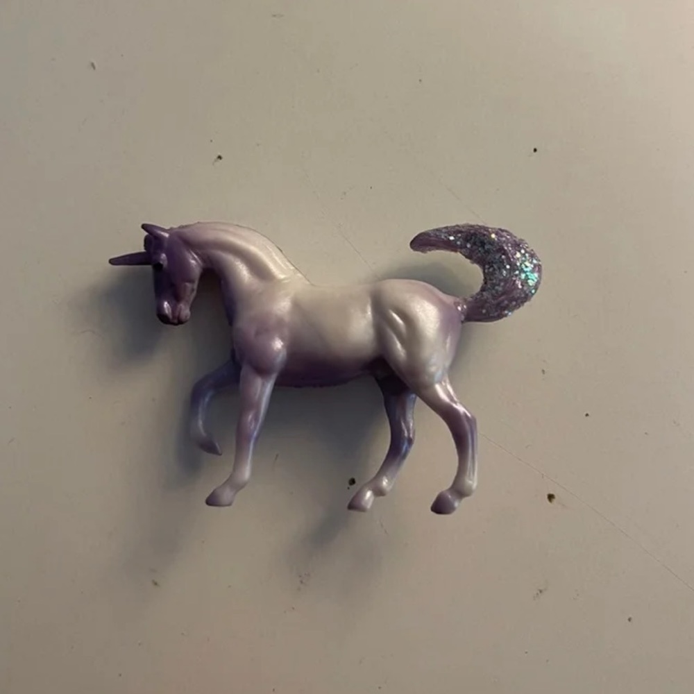 breyer horses fairytale friends exclusive stablemate club 2019 moonbeam model - Picture 4 of 5